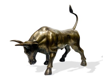 ブロンズ仕上げの闘牛士と雄牛の像：スペインの闘牛士の装飾 - Etsy 日本