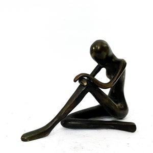Modern Art Thinker Man 6.7 inch, Abstract Sculpture Decor, Ornaments, European Style Table Desktop Décor, Halloween Gift, Home Decor