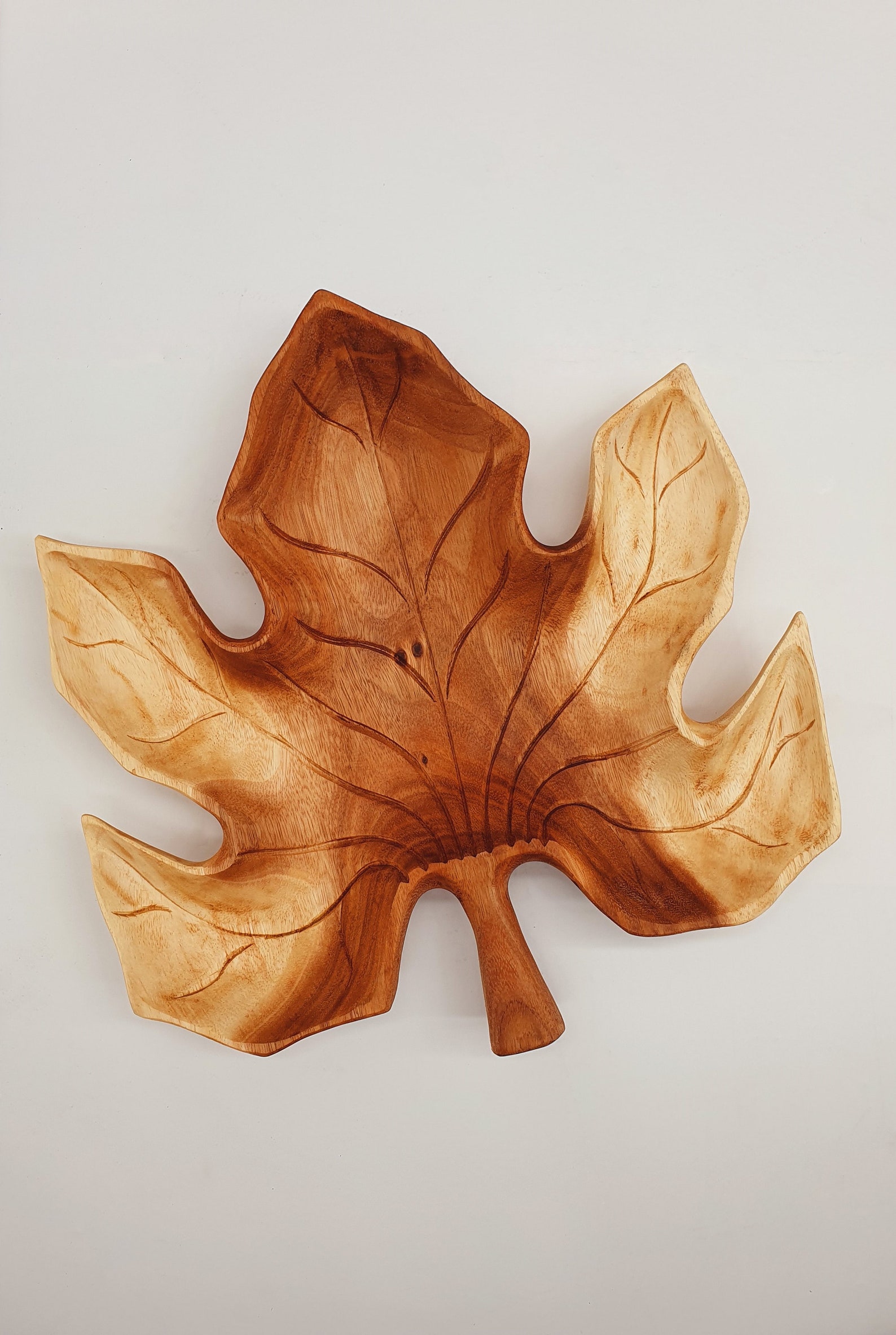 Maple Leaf Serving Platter / Christmas Serving Platter / Hand Carved