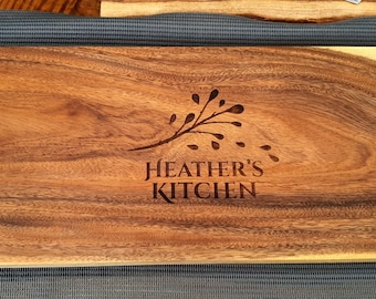 Custom Made Charcuterie Board / Personalised Serving Board with Handles / Solid Acacia Serving Board / Newly Wed Gift / Christmas Gift
