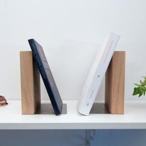 Wooden bookends, Solid wood and Steel, Booklover gift for bibliophile friends, Shelf Accessorie.