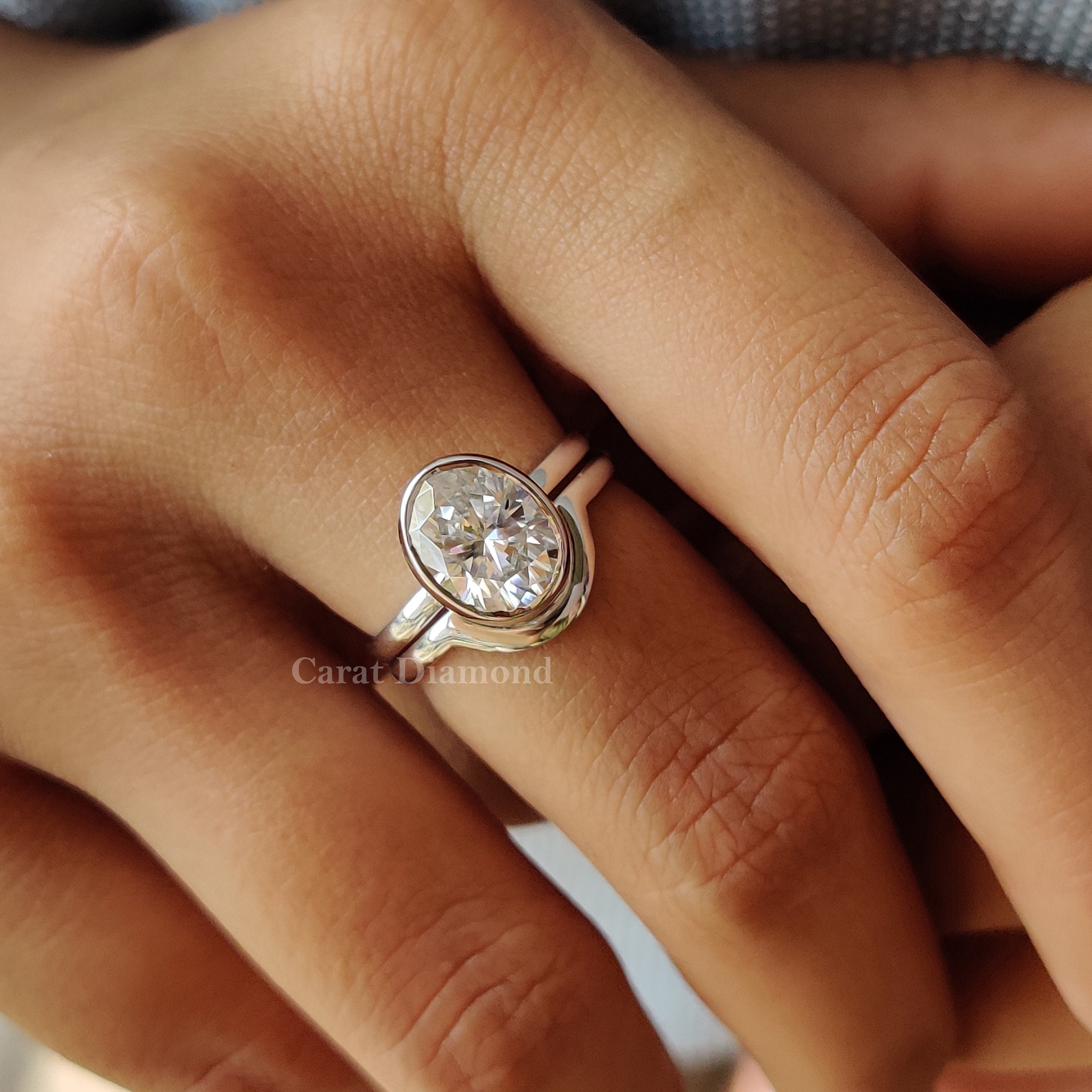 Oval sale bezel setting