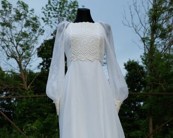 70s Vintage Boho Wedding Dress, Dreamy Cottagecore Wedding Gown