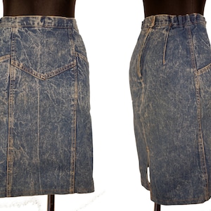90s/Y2K Acid Wash Denim Skirt: Vintage High Waisted Mini Extra Small