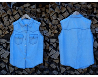 Vintage Light Blue Collared Button Up Light Wash Denim Vest