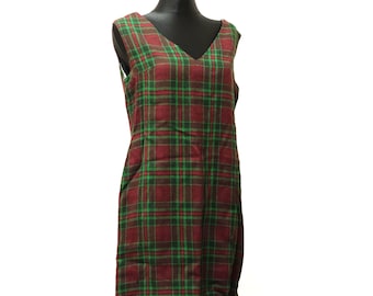 Vintage 60s Mod Wool Tartan Plaid Dress in Red/Green, Dark accademia, Size L