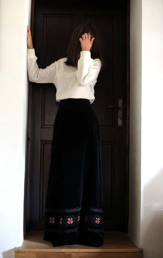 Black embroidered velvet maxi skirt