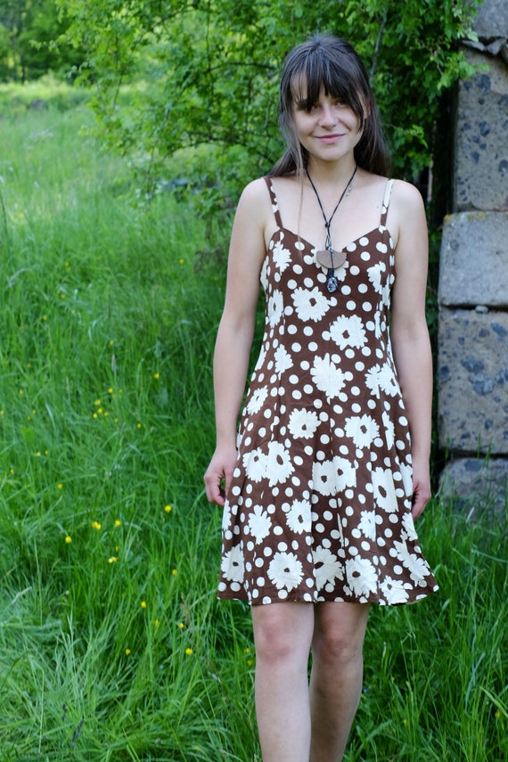 Vintage 90s Skater dress, inspired by the 60s Hip… - image 5