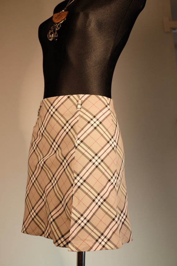 Plaid skater skirt 90s hot sale