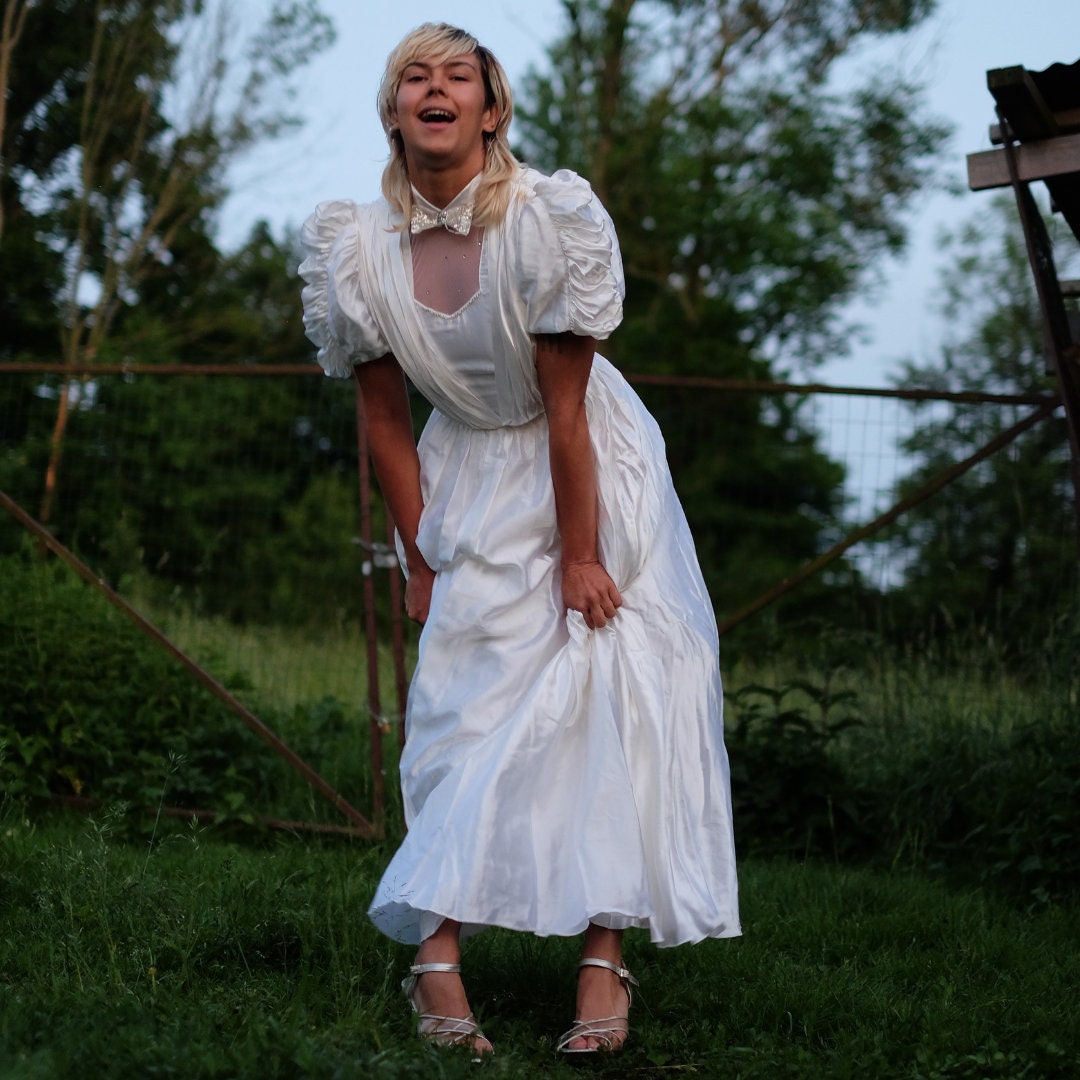 The craziest 80s Vintage Wedding Dress