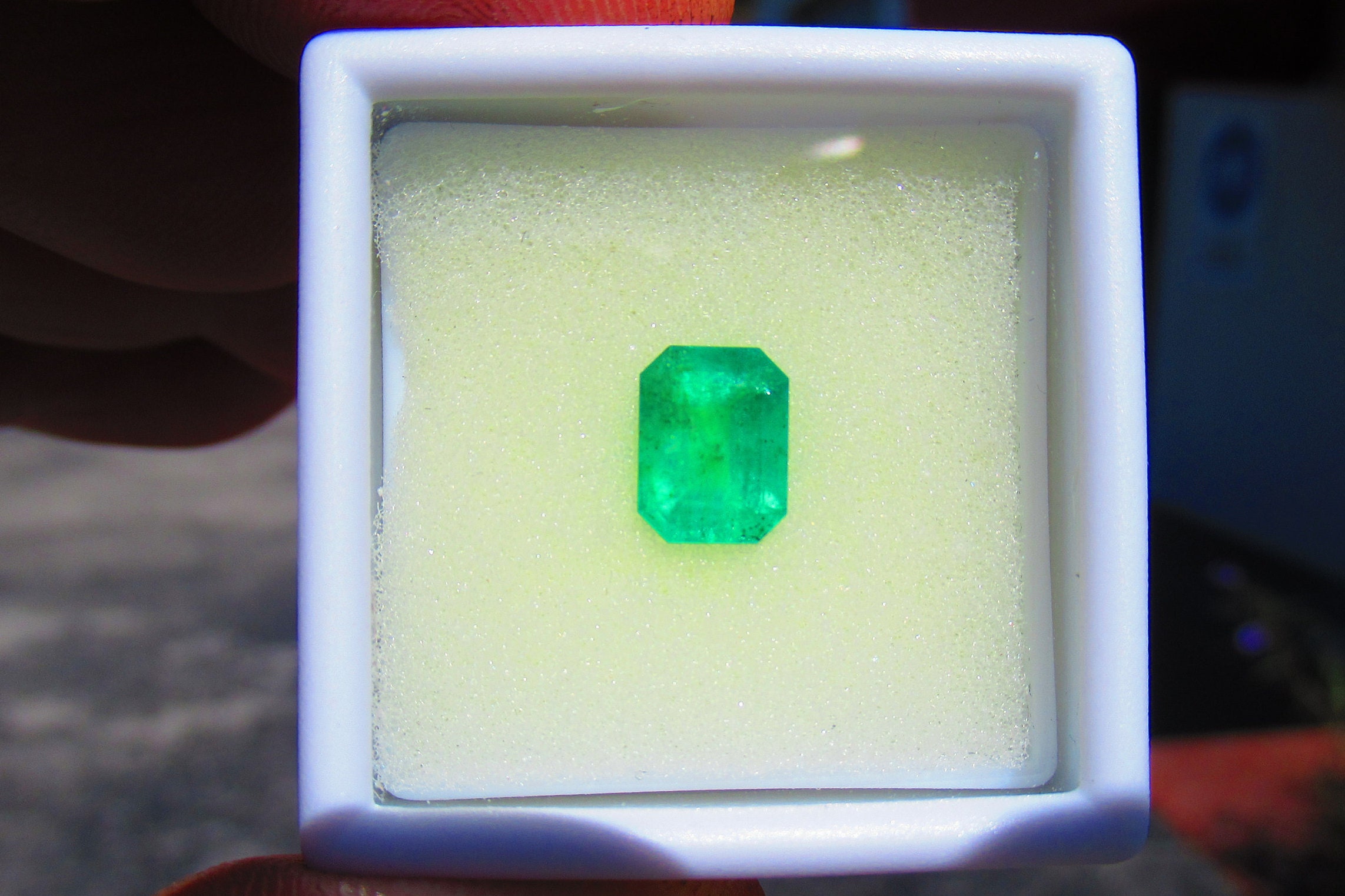 Buy Natural Emeralds (0.5–50 Ct) – GIA/GRS Certified Colombian & Zambian Emeralds | Emerald Rings & Jewelry price quote
