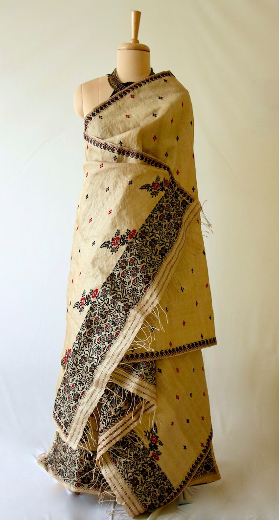 Muga mekhela sador online shopping hot sale
