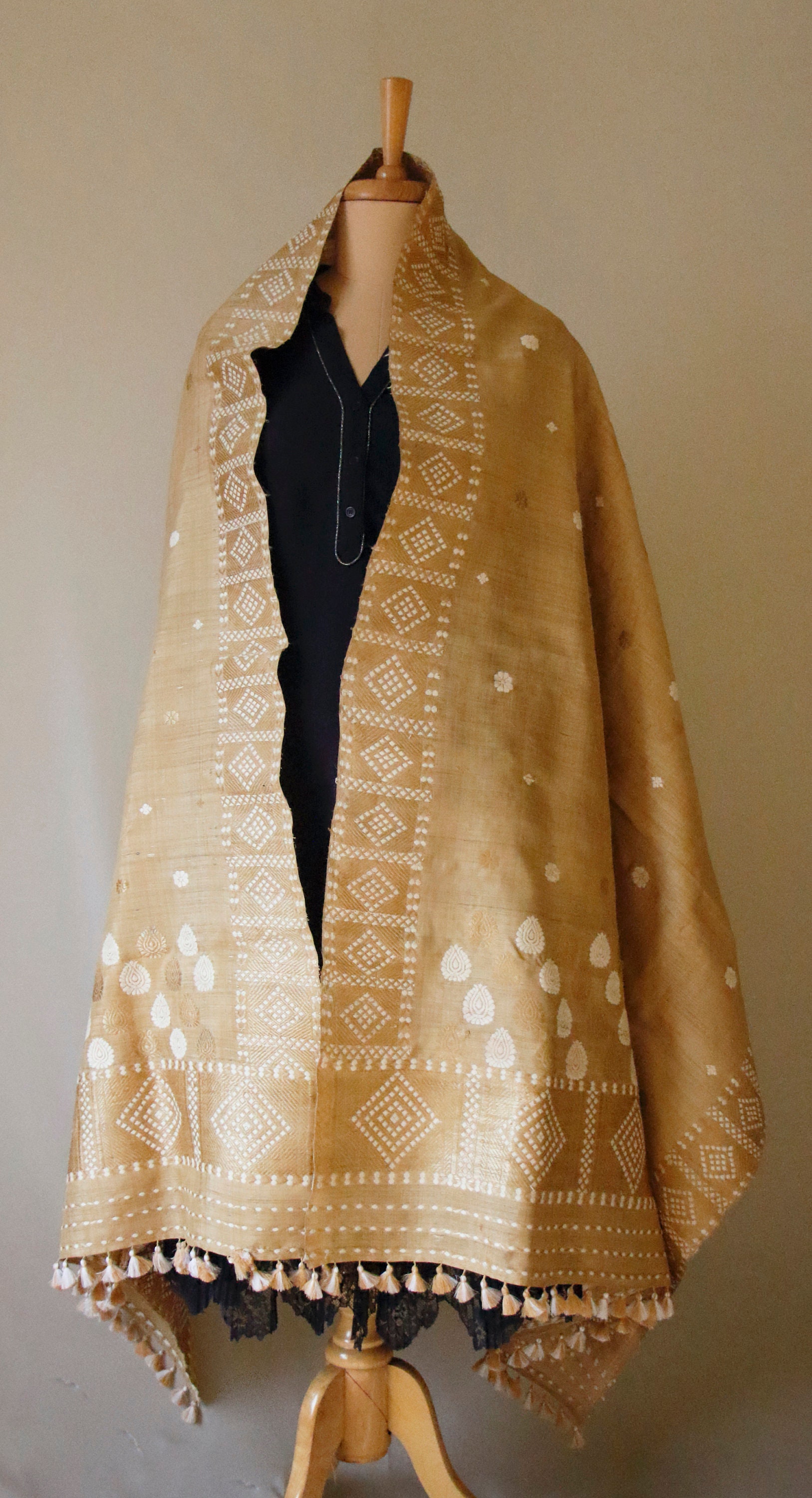 muga shawl