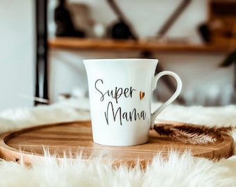 Super Mama Tasse aus Porzellan mit Echtgold veredelt // 340 ml // Geschenk für die Mama // beste Freundin