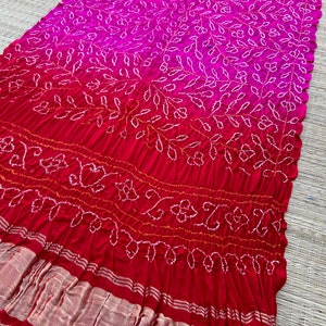 Gaji silk Bandhani dupatta, Red to rani ombre dying Traditional Bandhani, Indian womens wear dupatta,Aamdal bandhej design