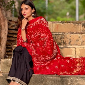 New suhagan red bandhani silk dupatta, bandhani, modal silk, summer wedding, Indian dress,gift for Indian mom, pakistani rukhsati dupatta