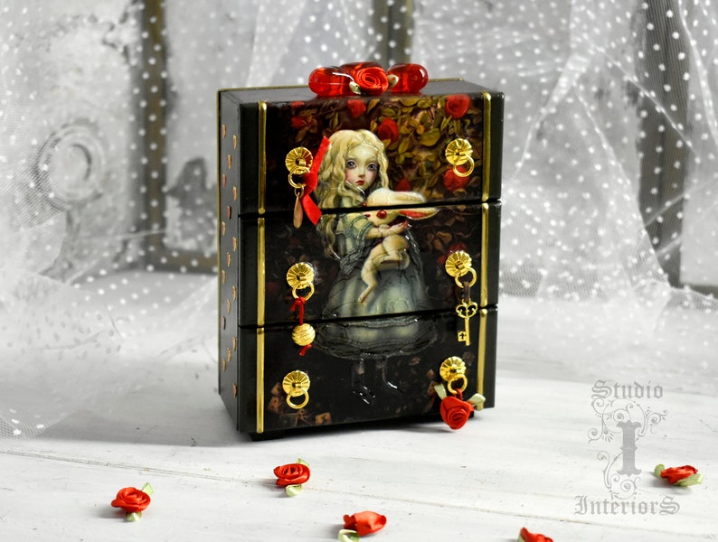 Alice mini dresser Max 42% OFF Green Mini box sold out Alic roses red with