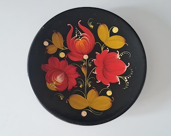 Vintage Ukrainian Hand-Painted Wooden Plate – Petrykivka Painting – Folk Art Home Decor