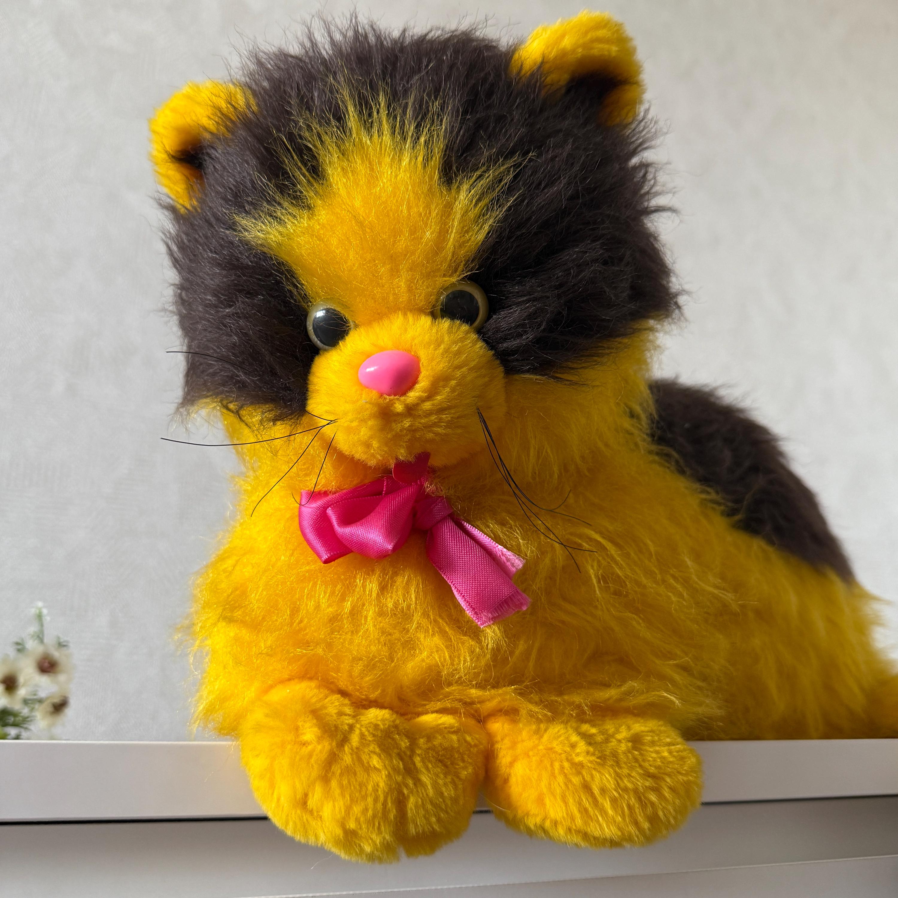 海外ヴィンテージ 猫 ぬいぐるみ アンティークVintage Cat Plush Vintage Soviet Plush Cat, 1980s USSR Stuffed Toy, Retro Yellow