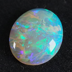 Opal Crystal Coober Pedy 0.7cts Australia
