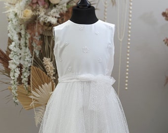 Kommunionkleid "Arabella", Kommunionskleid mit Glitzerspitze und Glitzertüllrock, Prinzessinnen Kommunionkleid, Farbe Ivory oder weiß