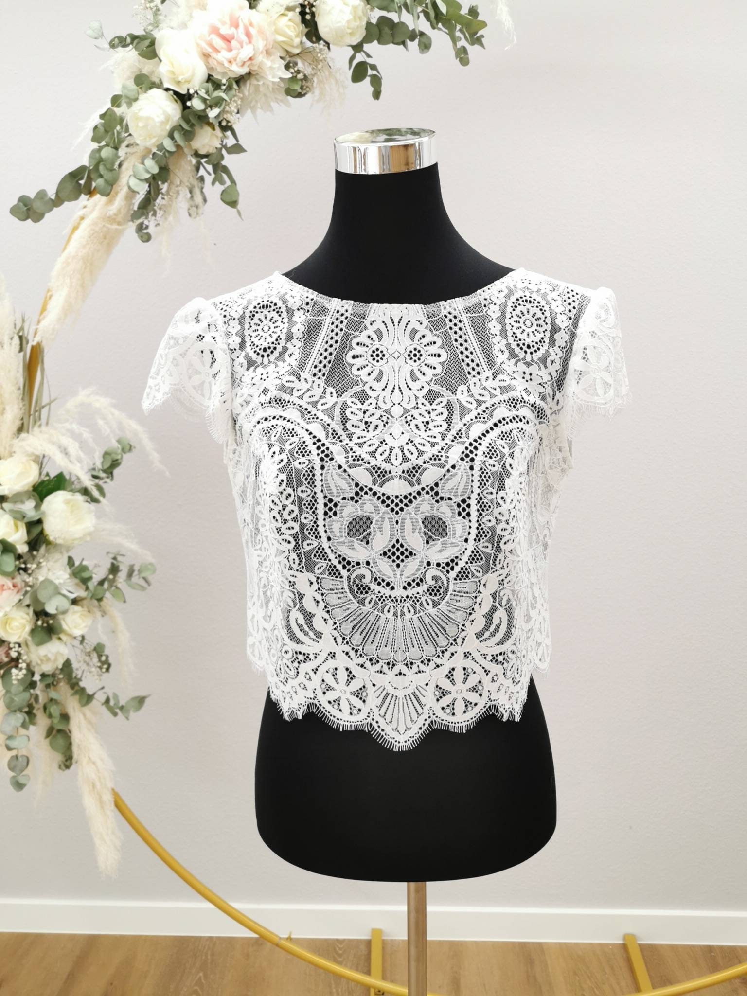 Lace Top Model leandra, Modern Bridal Top in Lace With Short