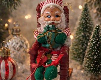 Williraye Studio Christmas Comfort Santa Figurine Holding Cat in