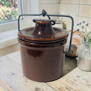 Vintage Mini Brown Stoneware Crock with Lid and Bail Handle, Small Bean Pot, Farmhouse Kitchen Decor