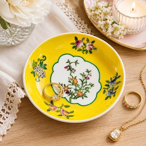 Japanese Porcelain Decorated in Hong Kong - Etsy