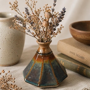 Jarrón pequeño de cerámica firmada por Balentine Studio Pottery / Decoración de cerámica facetada con esmalte de goteo