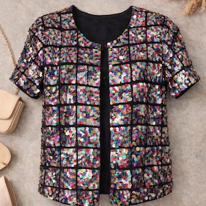 Cardigan con paillettes Michael Simon, piccolo disco arcobaleno, in cotone ramiè, stile anni '80 / Stile massimalista