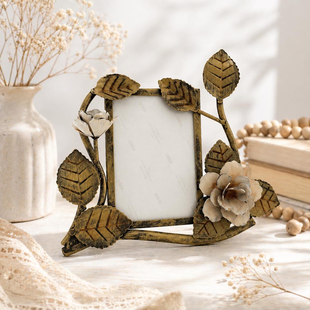 Vintage Toleware Picture Frame | Floral Leaves & Roses