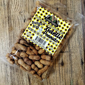 Deep Fried Peanuts - Garlic 10oz.