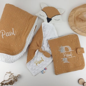 Cadeau de naissance personnalisé double gaze / Doudou personnalisé / Couverture bébé personnalisée / Protège carnet de santé personnalisé