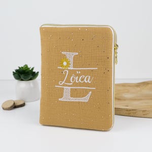Protector de cartilla sanitaria personalizado con cremallera | regalo de nacimiento