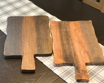 Rustic Wood Charcuterie Board: Farmhouse Style Serving Board