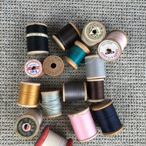 Vintage Wooden Spools w/Original Thread-1940-1970 16 Old Spools in Various Colored Thread Sewing Decor, Knitting, Embroidery, Crochet image 6