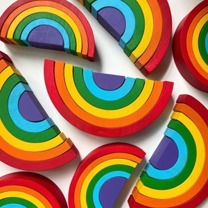 Medium chunky wooden rainbow stacker - Traditional