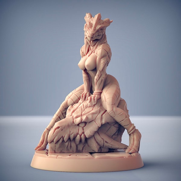 Lusty Draconian Maid - Dragonborn - Dragonguard - Resin Miniature - DnD Miniatures - Dungeons & Dragons Miniature - Pathfinder - Tabletop