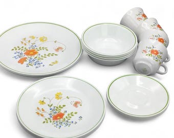 Vintage Corelle 20-piece Dinnerware Set * &quot;Wildflower&quot;