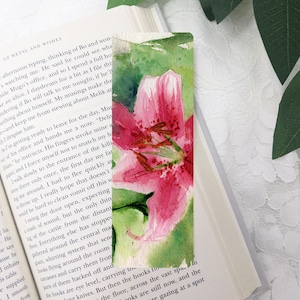 Lesezeichen | Aquarell Lesezeichen Lilie | Blumen Lesezeichen | Handgefertigt in Kanada | Lesezeichen mit Quaste | Laminiertes Lesezeichen