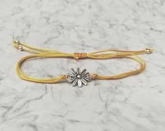 Daisy Daisy bracelet ~ handmade friendship bracelet ~ adjustable charm bracelet.