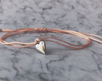 Bracciale a cuore ~ braccialetto dell'amicizia fatto a mano ~ braccialetto con ciondolo regolabile.