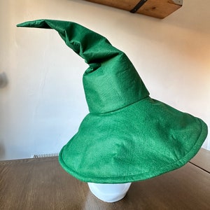 Green Wizard Hat , Green Witch Hat, Custom Hat, Cosplay Hat, Sorting Hat, Gandalf Hat, Sorcerer Hat, Hat with Wire, Customisable Brim