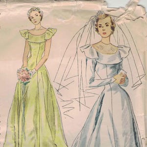 Simplicity 2724 - Bröllops- eller Aftonklänning - Bateau-ringning - Fröken 16, Byst 34, Klippning och komplett. 1949