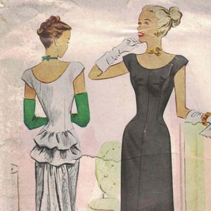 McCall 6643 - Dramats drottning - Detalj av ryggfiguren Bustle and Train - Fröken 16, Byst 34, Klipp och komplett. 1946