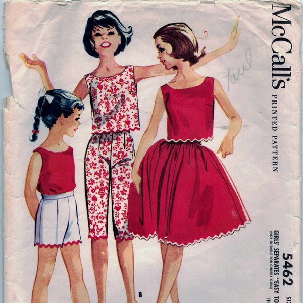 McCall's 5462 - Girls' Separates Easy to Sew.  Blouse, Shorts and Capris.  Size Girls' 7 or 14. Cut and *Complete. SEE CONDITION NOTES. 1960