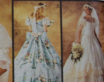 Stunning Historic Gown Pattern Simplicity 4479 0584 Sizes 14-20 Uncut