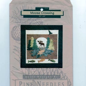 Pine Needles Applique and Quilt Patterns - Nature - Coho, Loon, Deer, Birds and Bees, Used, Complete.  1997