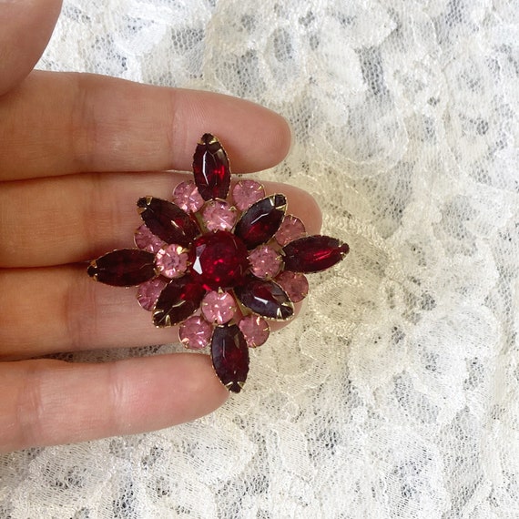 Vintage Brooch, Pink Rhinestone, Flower Motif, Na… - image 4